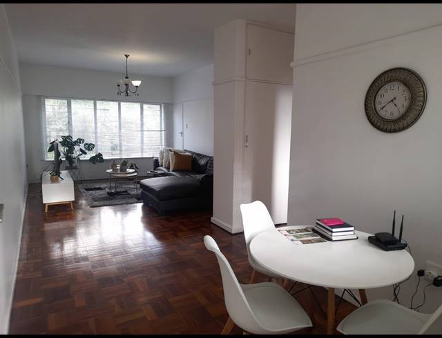1 BEDROOM FLAT RENTED IN ESSENWOOD